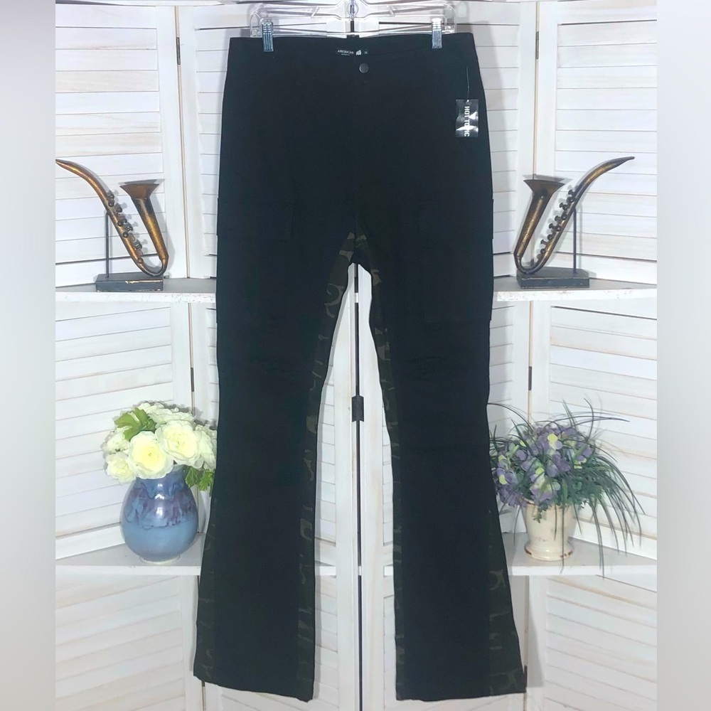 Hot Topic Black Cargo Pants Goth Camouflage Flare 28x32